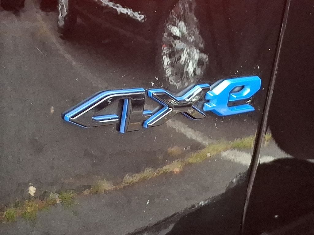 Thumbnail: 2022 Jeep Wrangler - 24