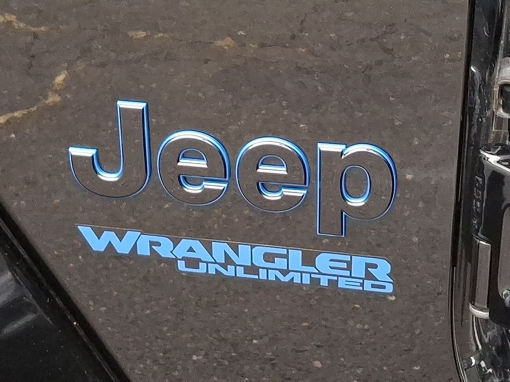 Thumbnail: 2022 Jeep Wrangler - 26