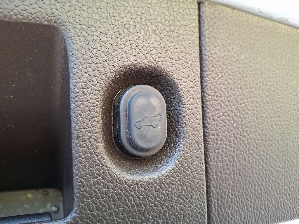 Thumbnail: 2020 GMC Yukon - 30