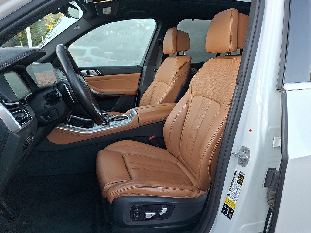 Thumbnail: 2019 BMW X5 - 9