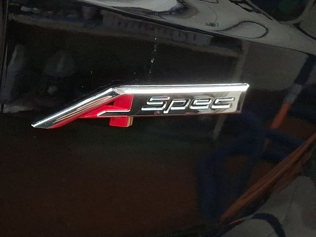 Thumbnail: 2025 Acura RDX - 29