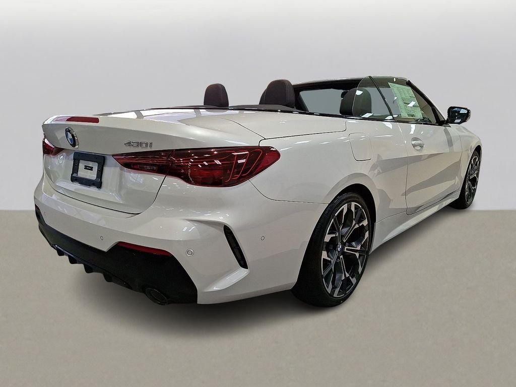 Thumbnail: 2026 BMW 4 Series - 3