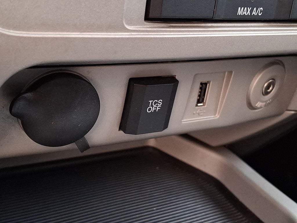 Thumbnail: 2012 Ford Escape - 24