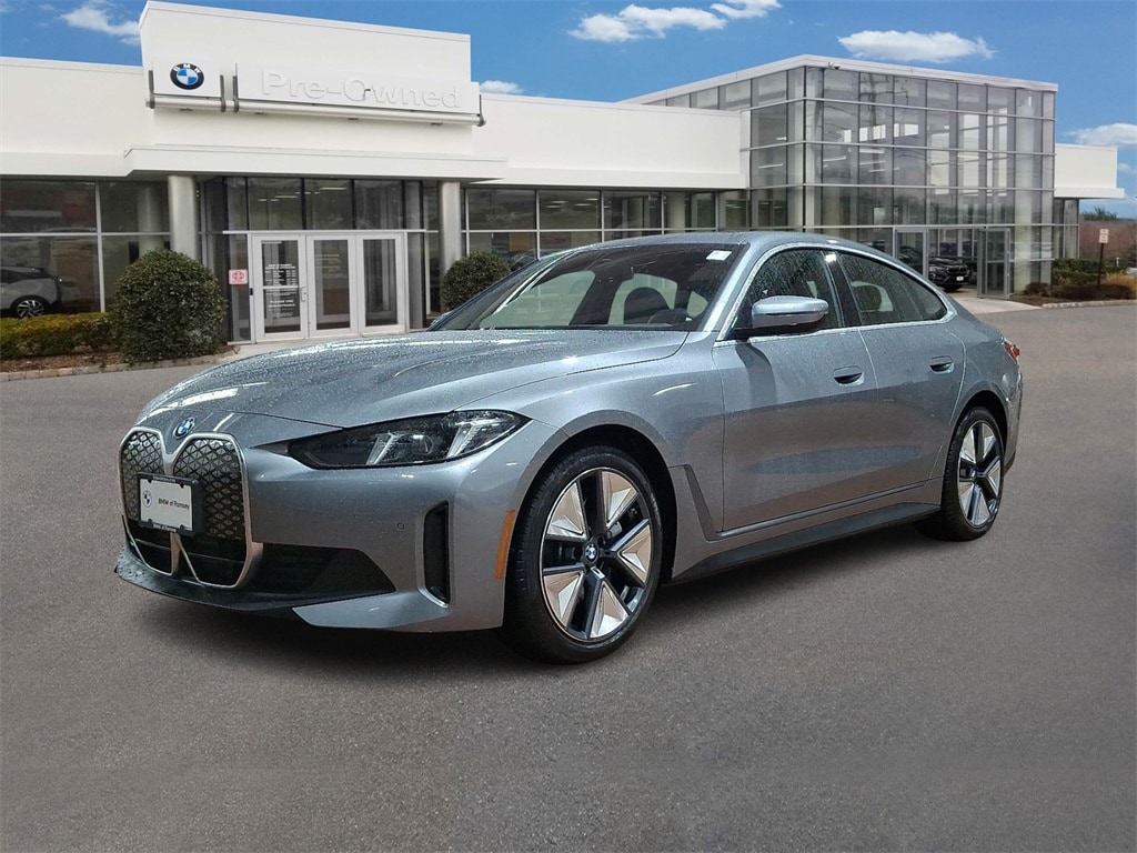 Thumbnail: 2025 BMW i4 - 1