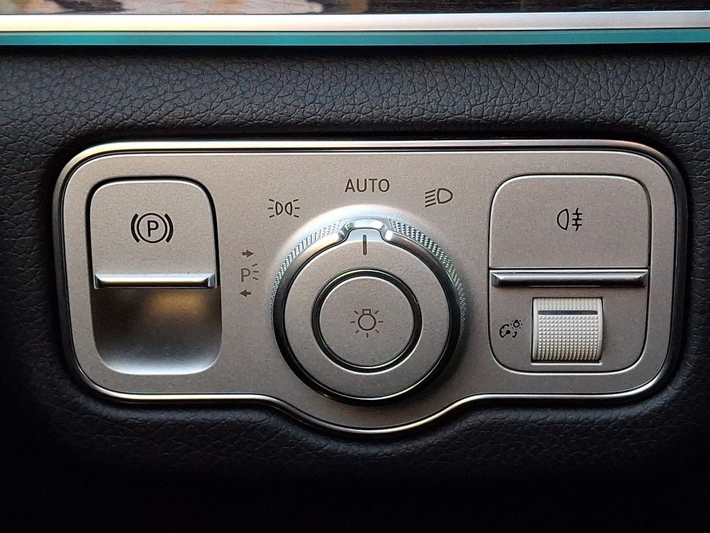 Thumbnail: 2022 Mercedes-Benz GLE - 22