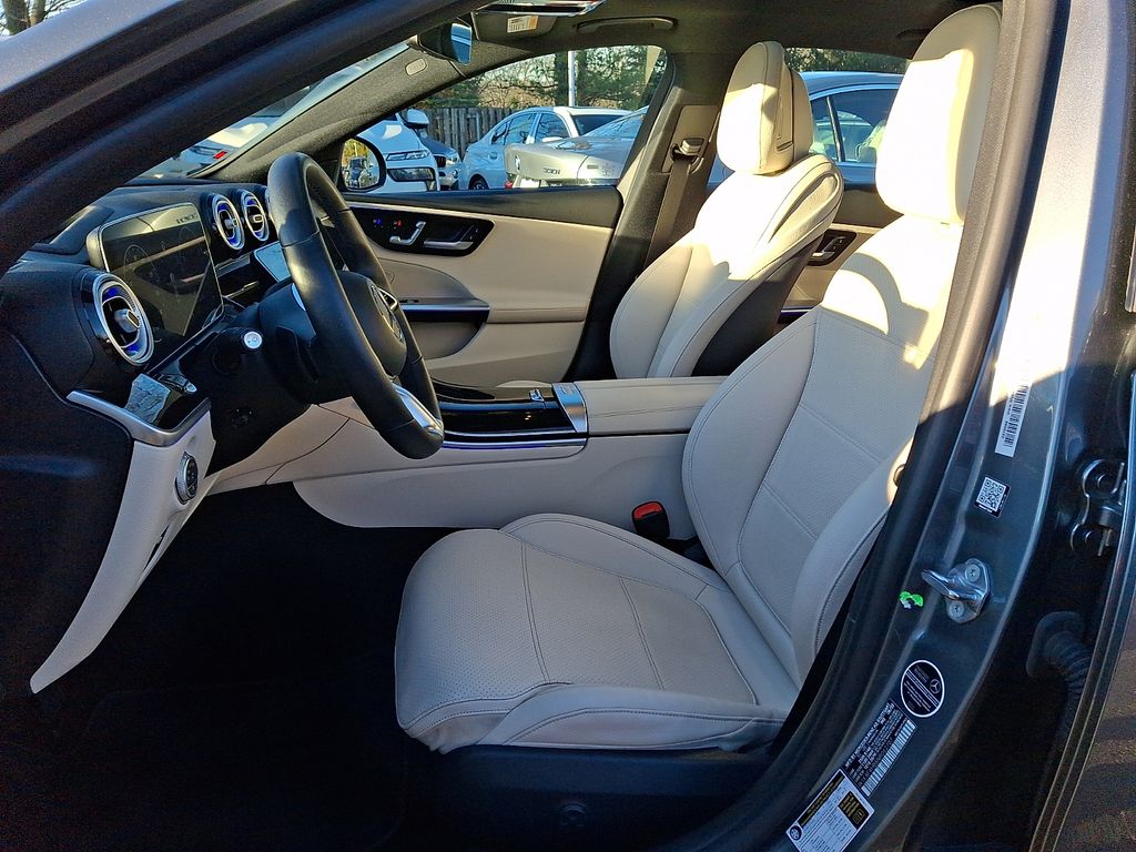 Thumbnail: 2022 Mercedes-Benz C-Class - 9