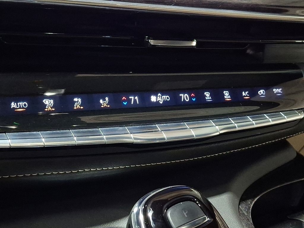 Thumbnail: 2023 Cadillac Escalade - 13