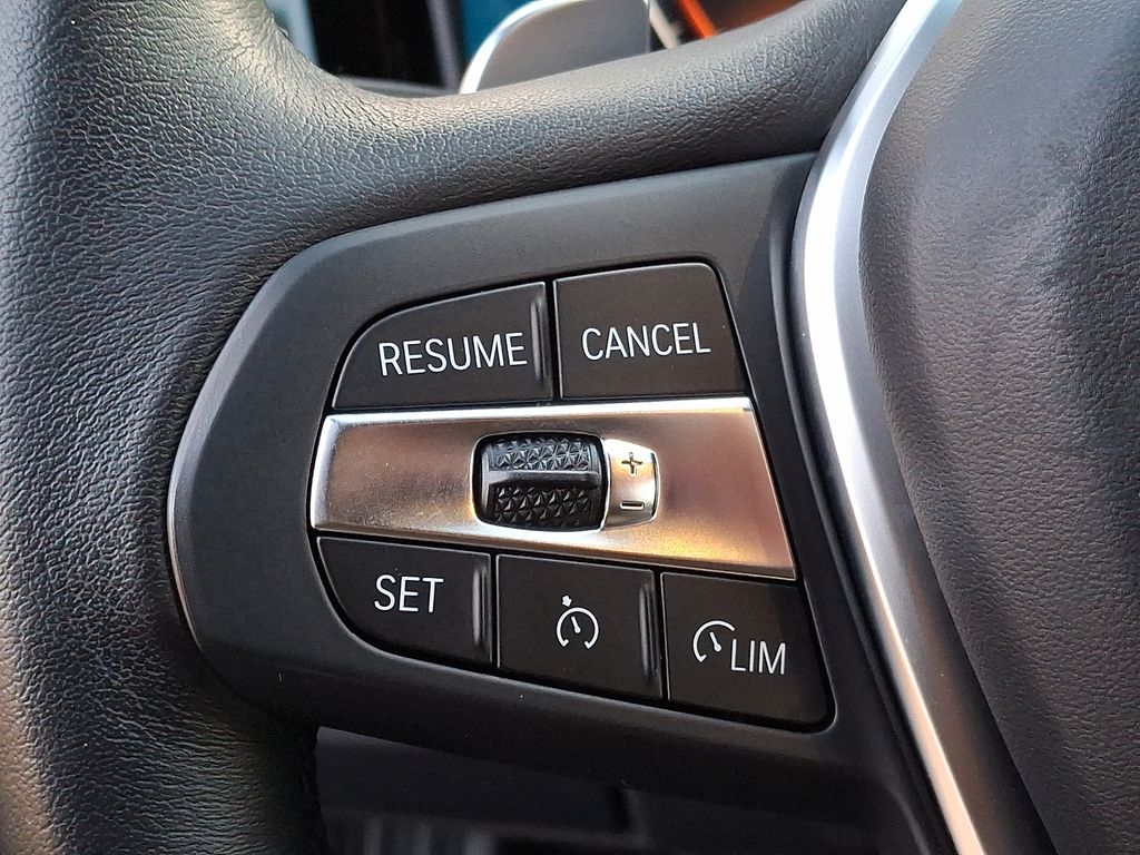 Thumbnail: 2019 BMW 3 Series - 18