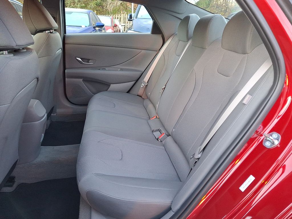 Thumbnail: 2025 Hyundai Elantra - 9