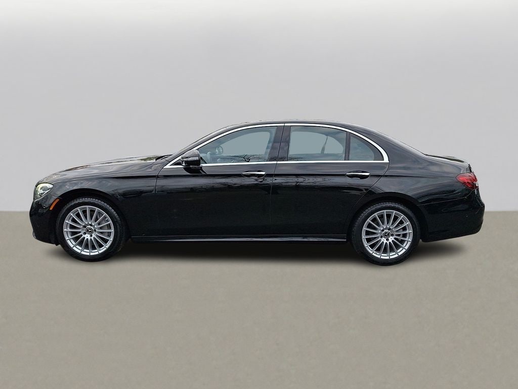 Thumbnail: 2022 Mercedes-Benz E-Class - 5
