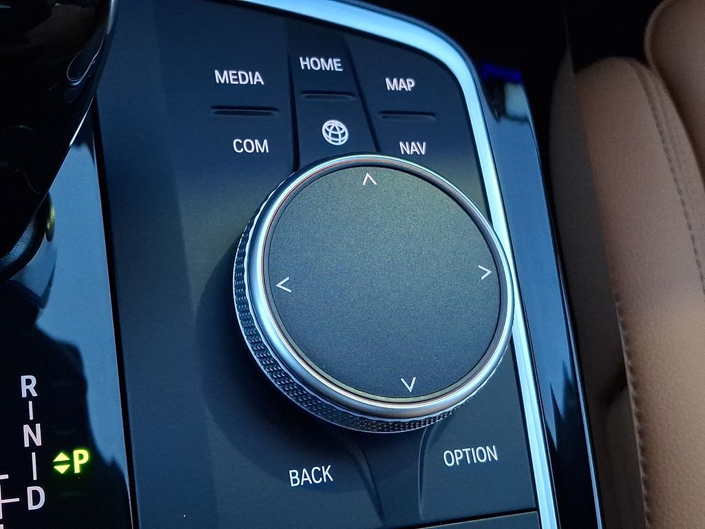 Thumbnail: 2023 BMW X4 - 20