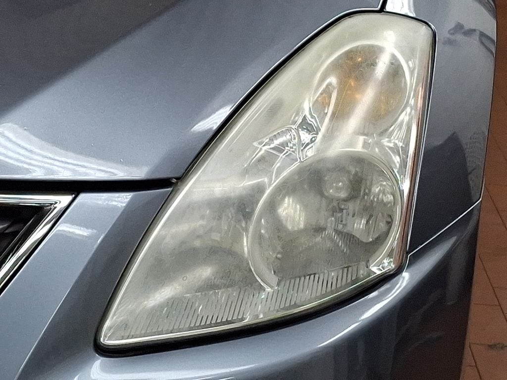 Thumbnail: 2010 Nissan Altima - 9