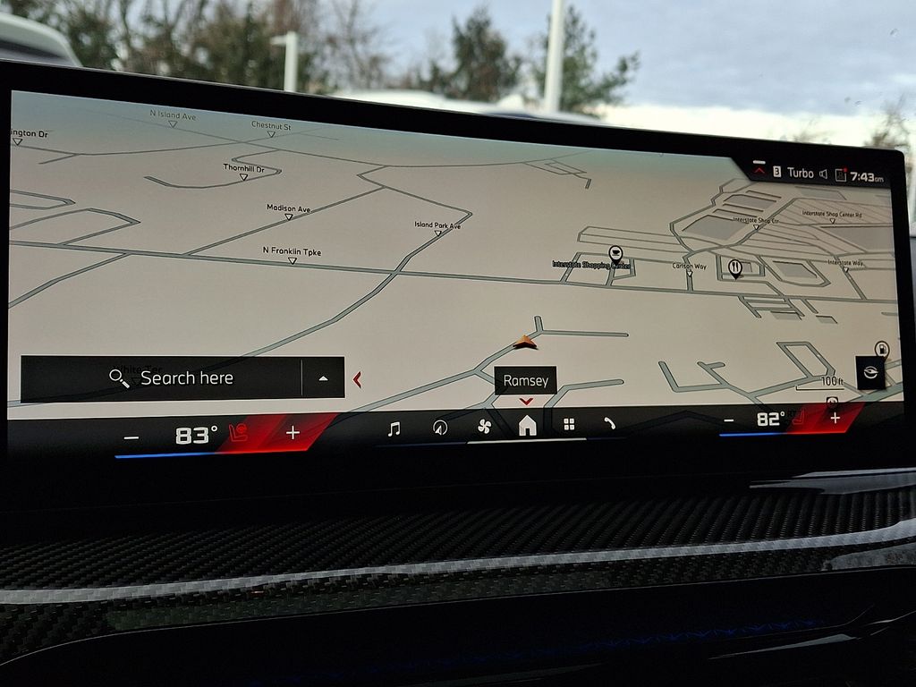 Thumbnail: 2025 BMW 2 Series - 10