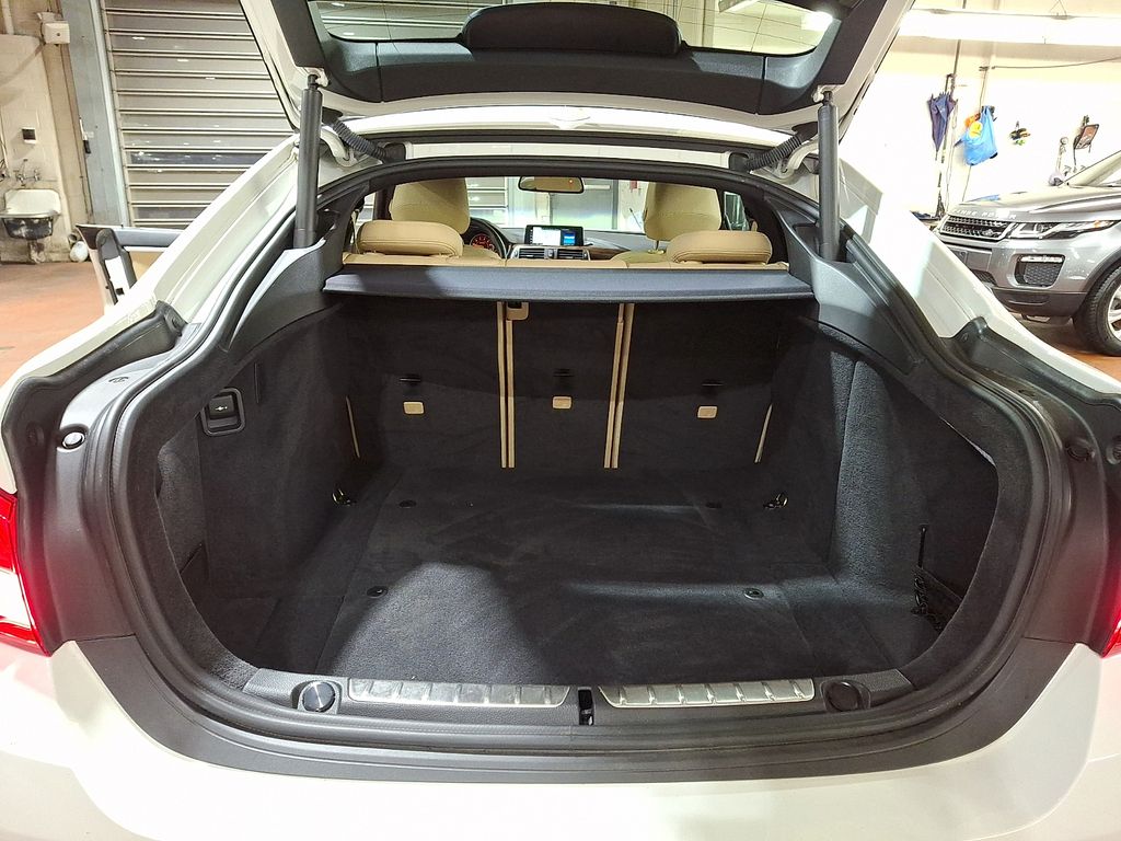 Thumbnail: 2018 BMW 4 Series - 26