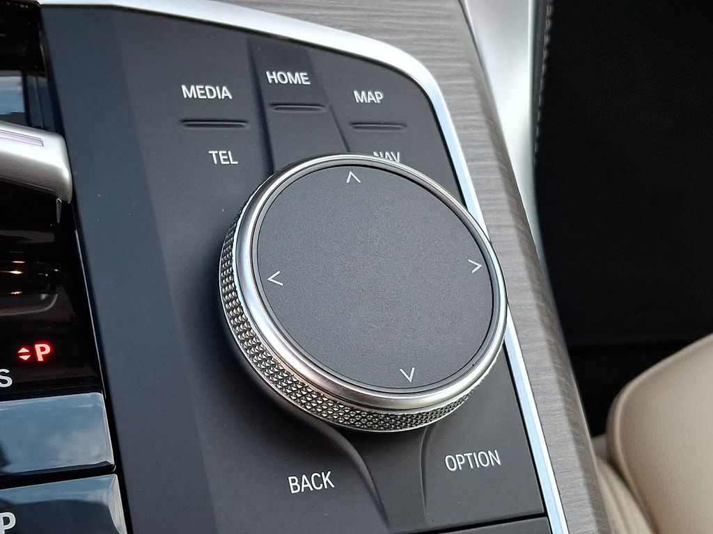 Thumbnail: 2025 BMW 4 Series - 22