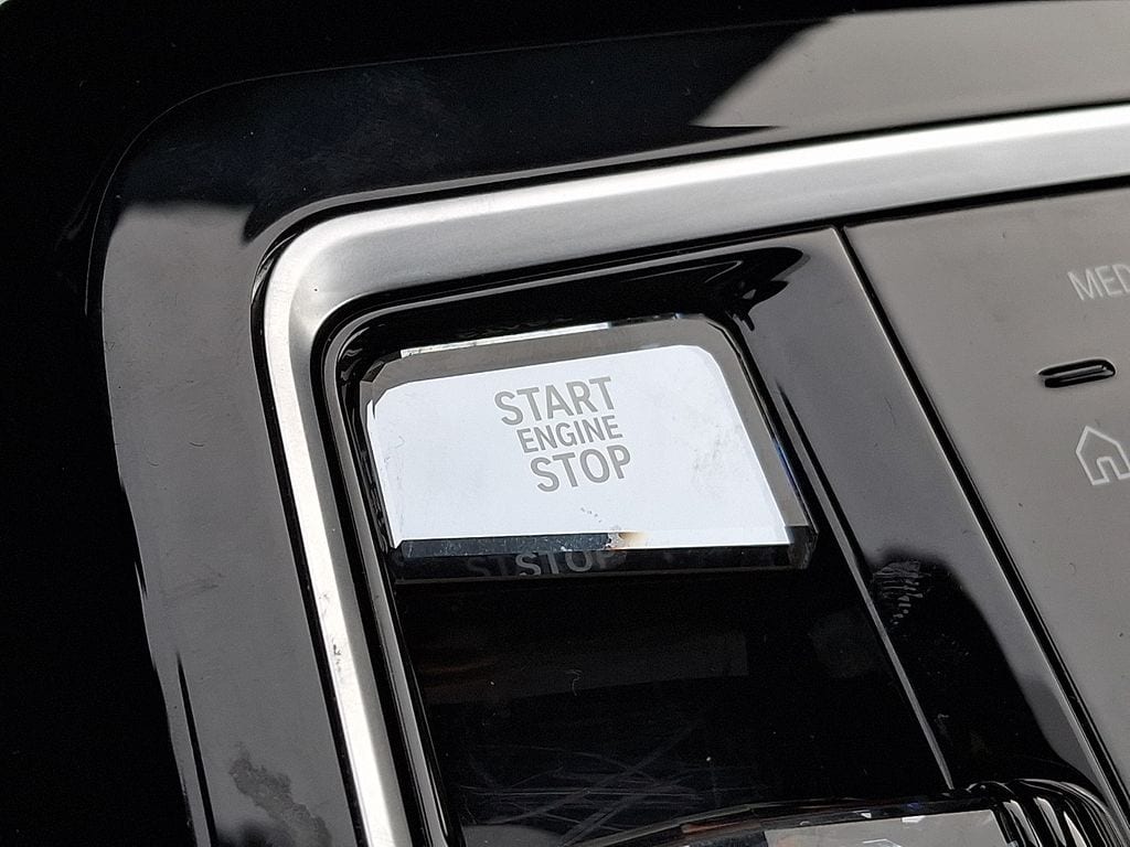 Thumbnail: 2023 BMW 7 Series - 16