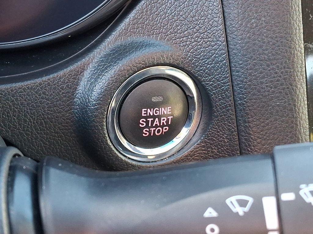 Thumbnail: 2015 Subaru Legacy - 21