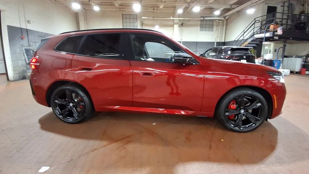 Thumbnail: 2025 BMW X3 - 9