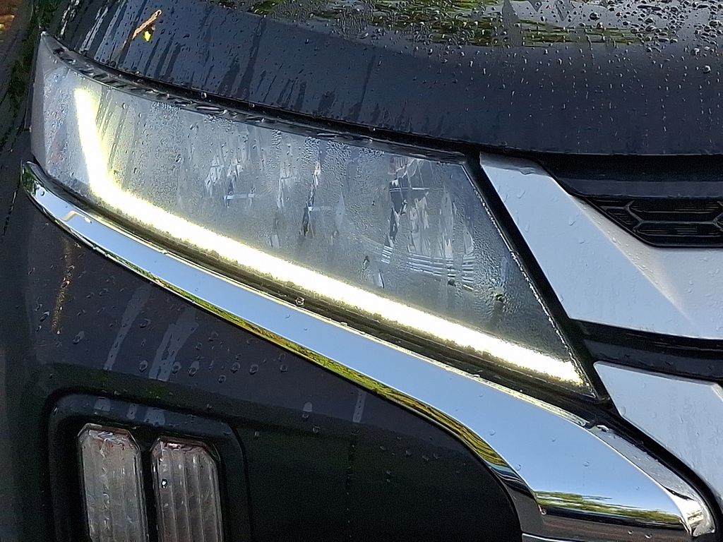 2022 Mitsubishi Outlander Sport ES 8