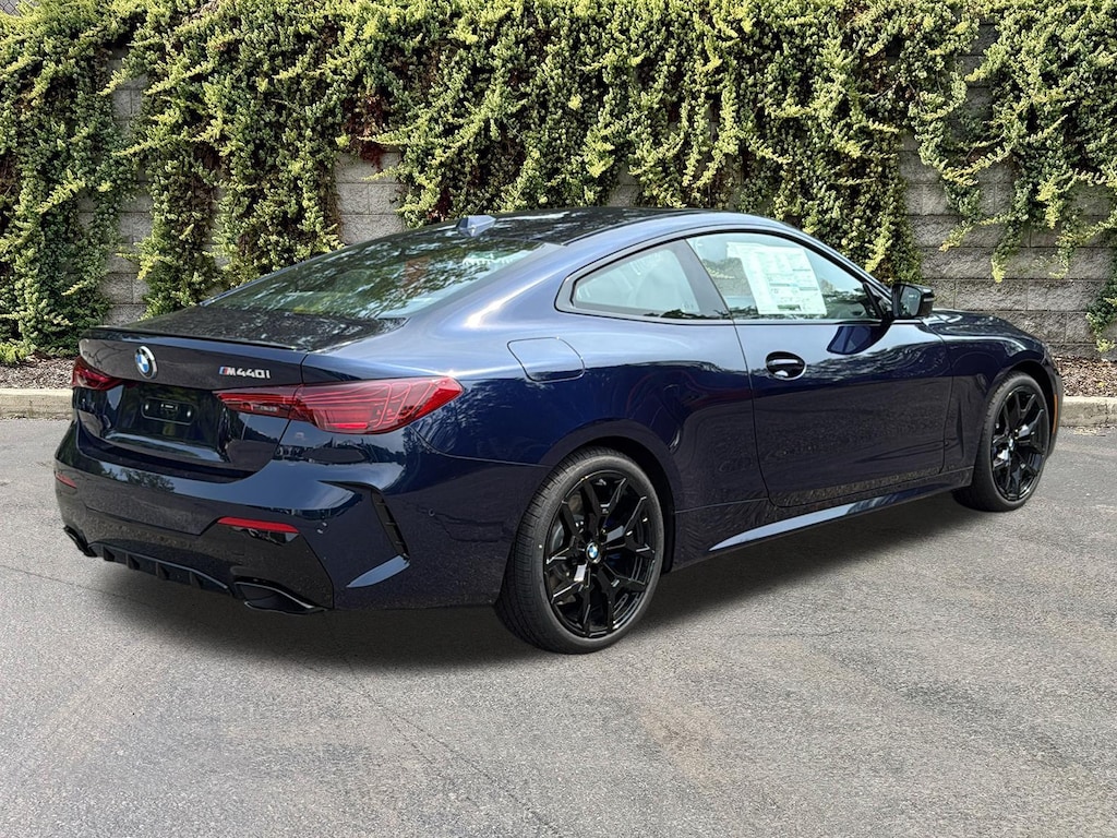 New 2027 BMW 4 Series M440i xDrive Coupe