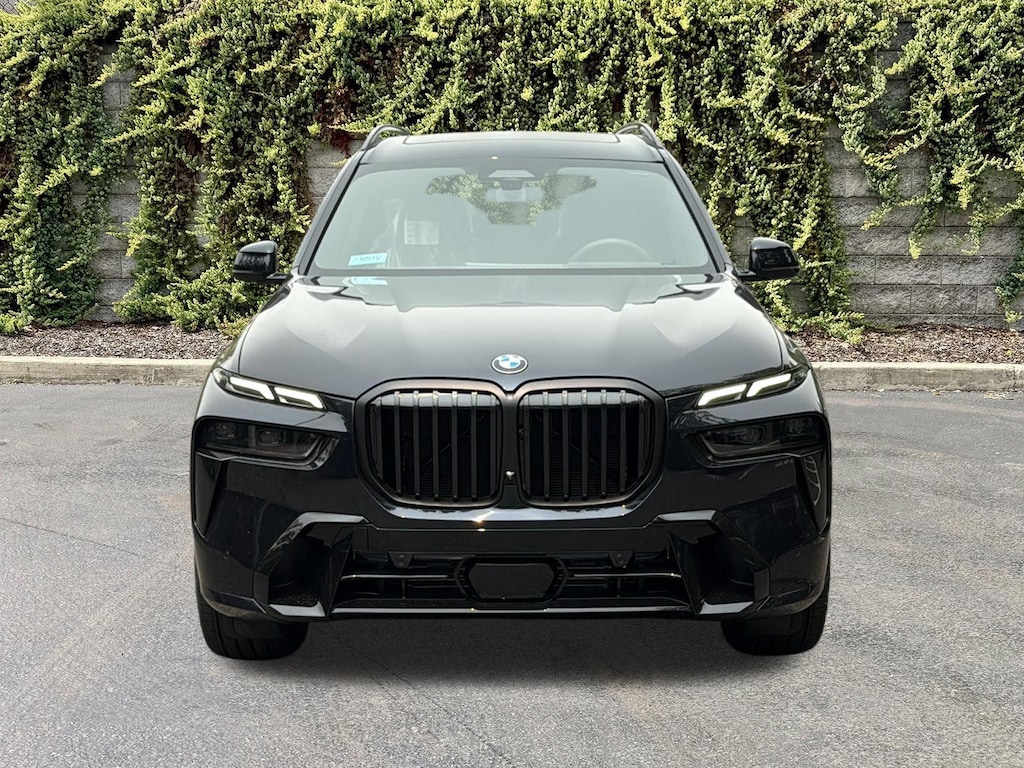 New 2027 BMW X7 xDrive40i Sports Activity Vehicle