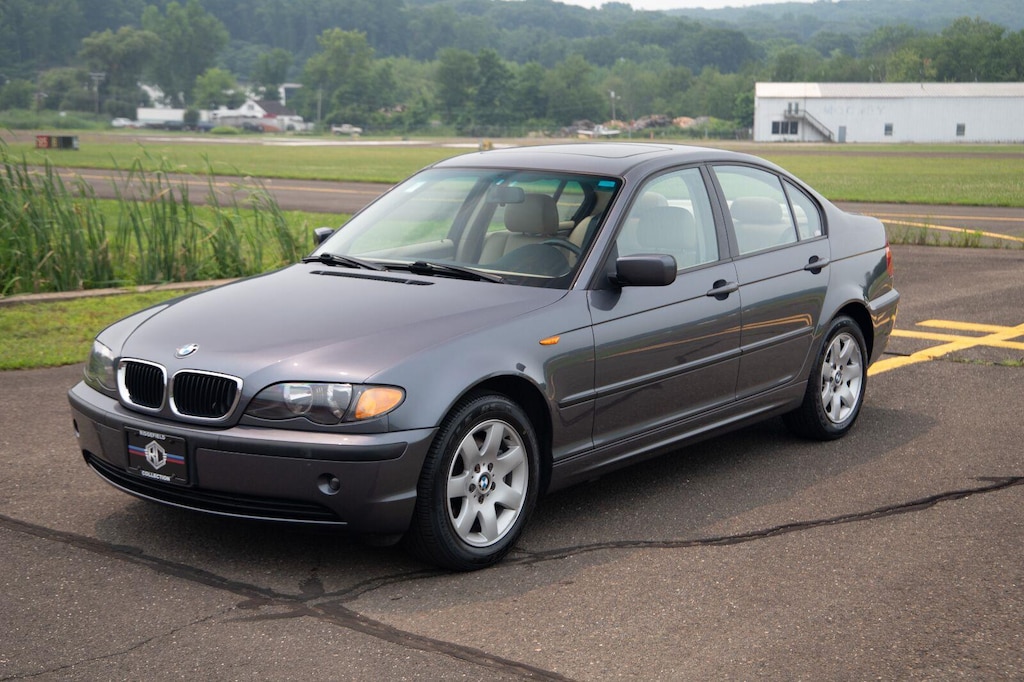 Used 2002 BMW 3 Series 325xi Sedan