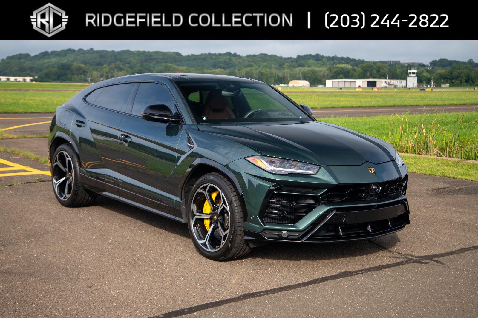 2022 Lamborghini Urus Graphite Capsule