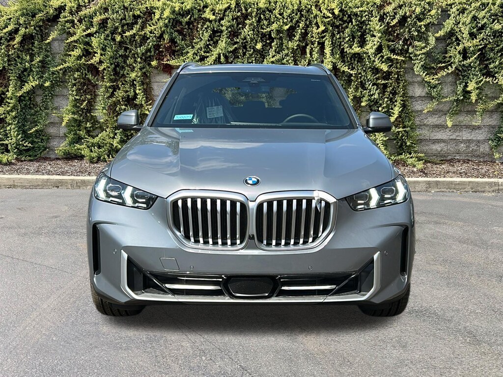 New 2026 BMW X5 xDrive40i Sports Activity Vehicle