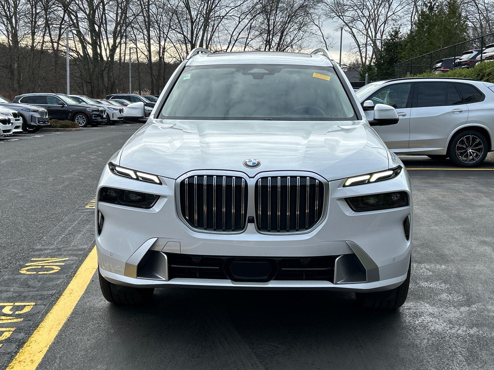 2024 Bmw X7 xDrive40i photo 2