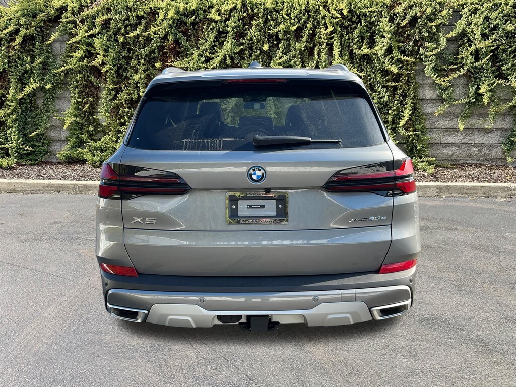 New 2026 BMW X5 xDrive50e Sports Activity Vehicle