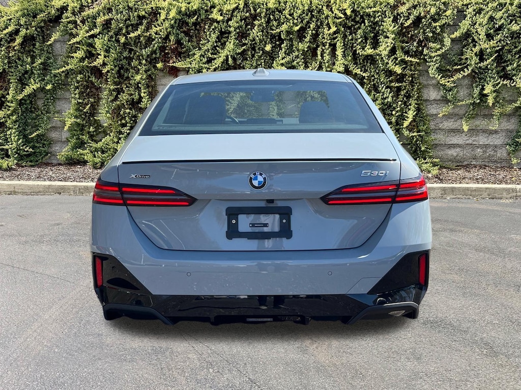 New 2027 BMW 5 Series 530i xDrive Sedan
