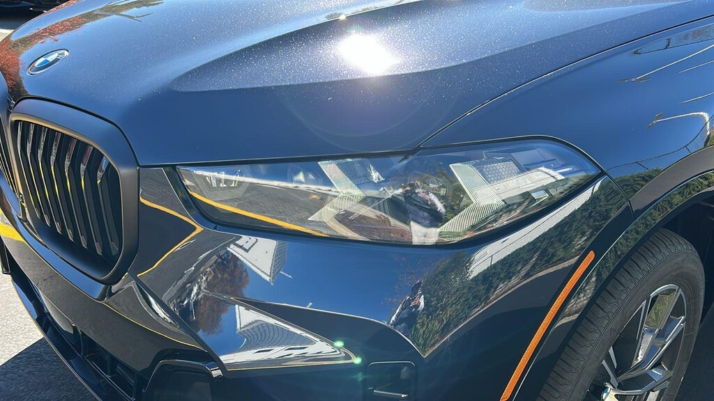 New 2026 BMW X5 xDrive40i Sports Activity Vehicle