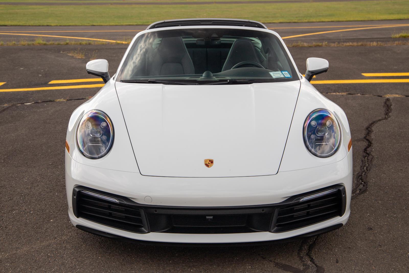 2023 Porsche 911 Targa 4S photo 2