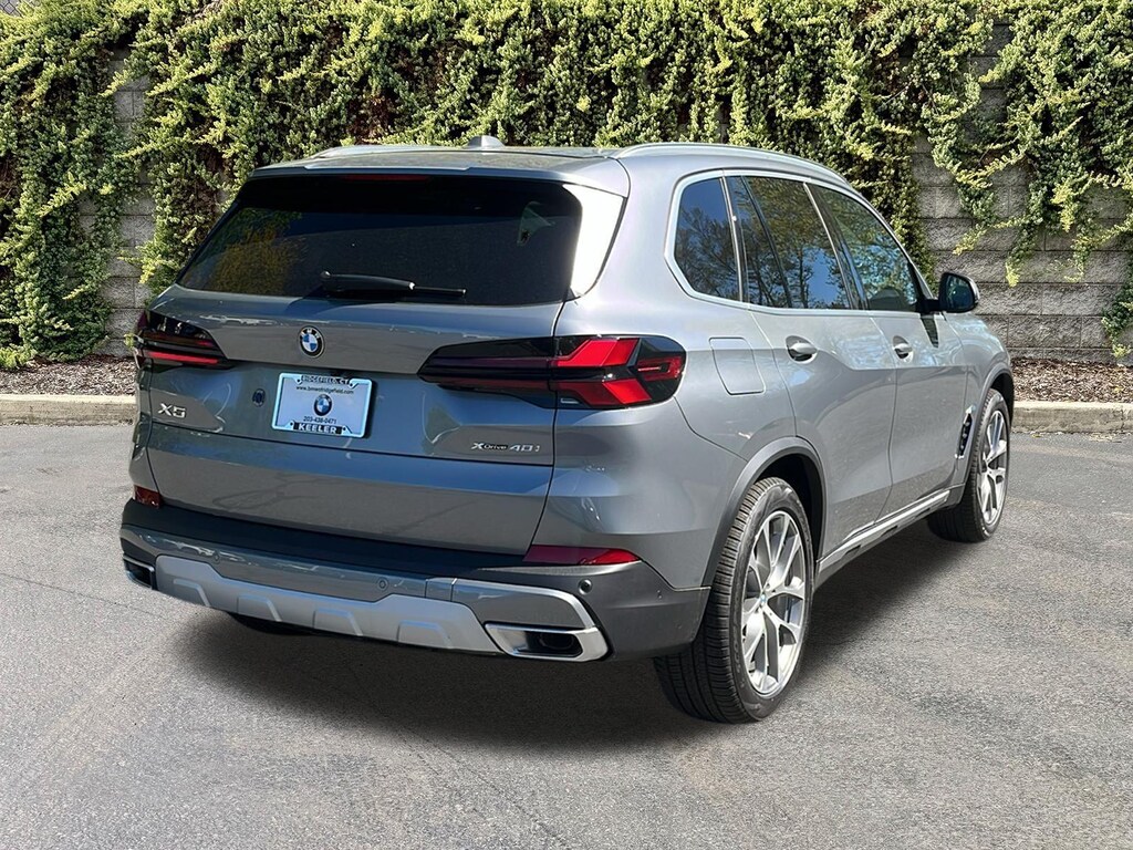 New 2026 BMW X5 xDrive40i Sports Activity Vehicle