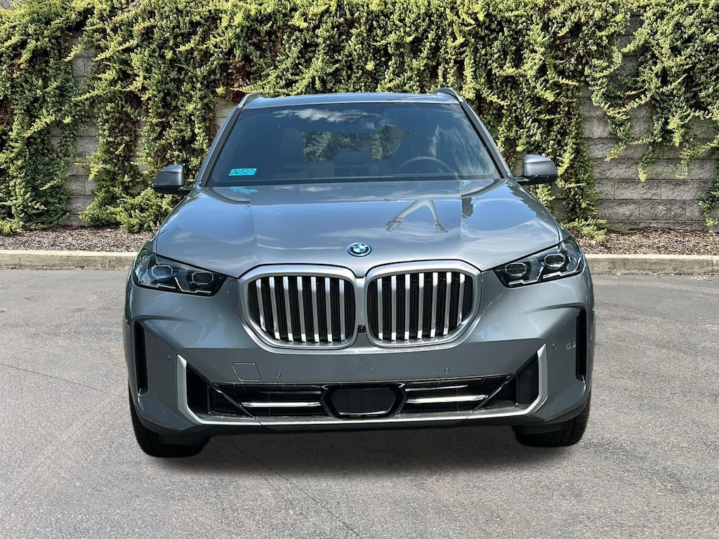 New 2026 BMW X5 xDrive50e Sports Activity Vehicle