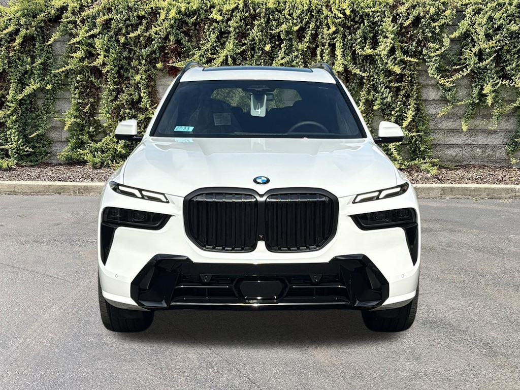 New 2027 BMW X7 xDrive40i Sports Activity Vehicle