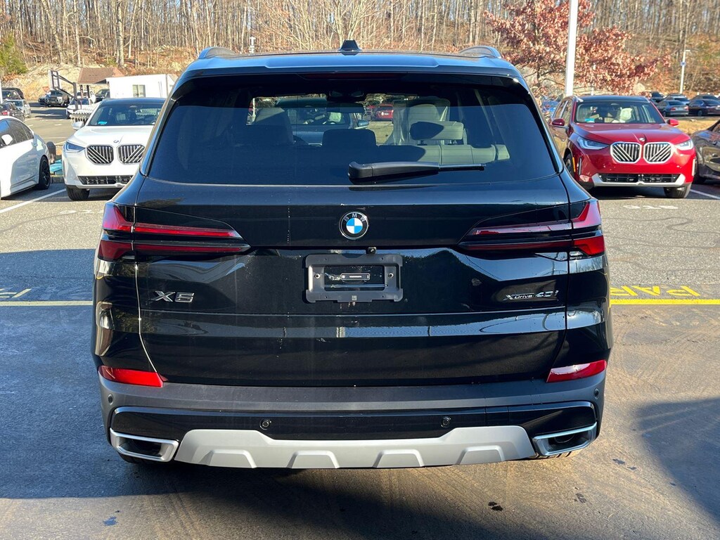 New 2026 BMW X5 xDrive40i Sports Activity Vehicle