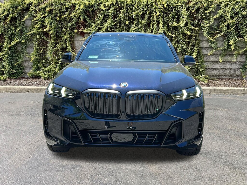 New 2026 BMW X5 xDrive40i Sports Activity Vehicle