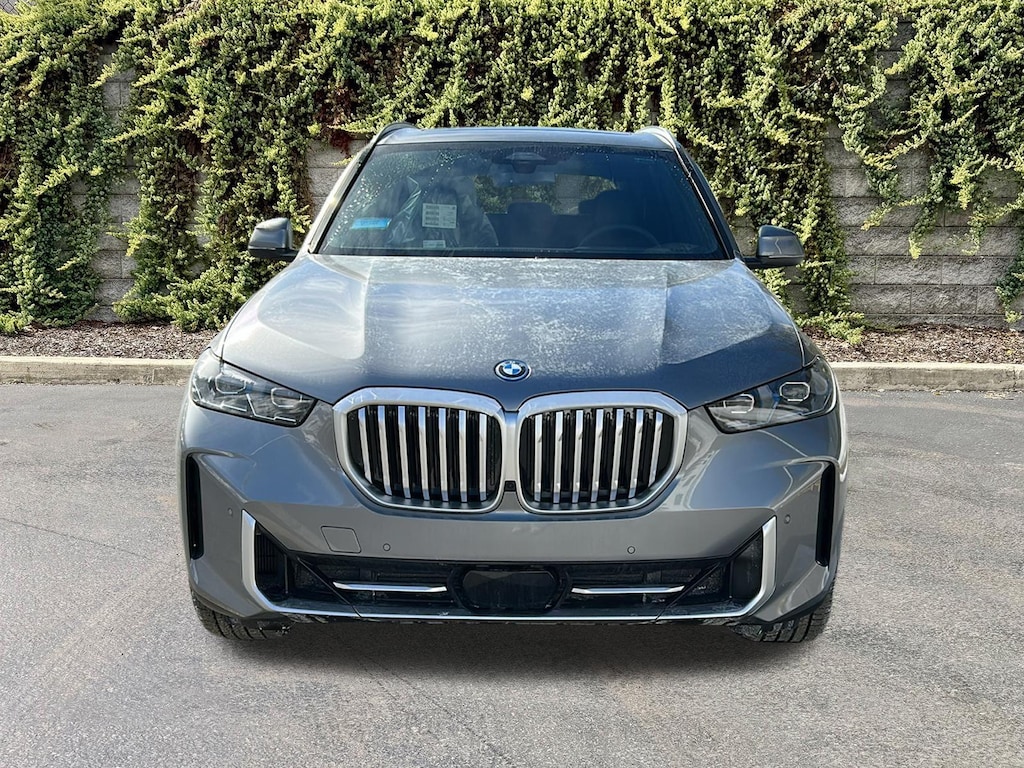 New 2026 BMW X5 xDrive50e Sports Activity Vehicle