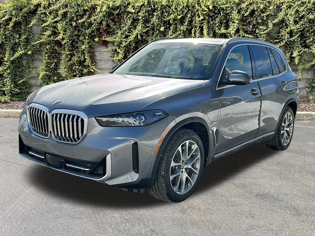 New 2026 BMW X5 xDrive50e Sports Activity Vehicle