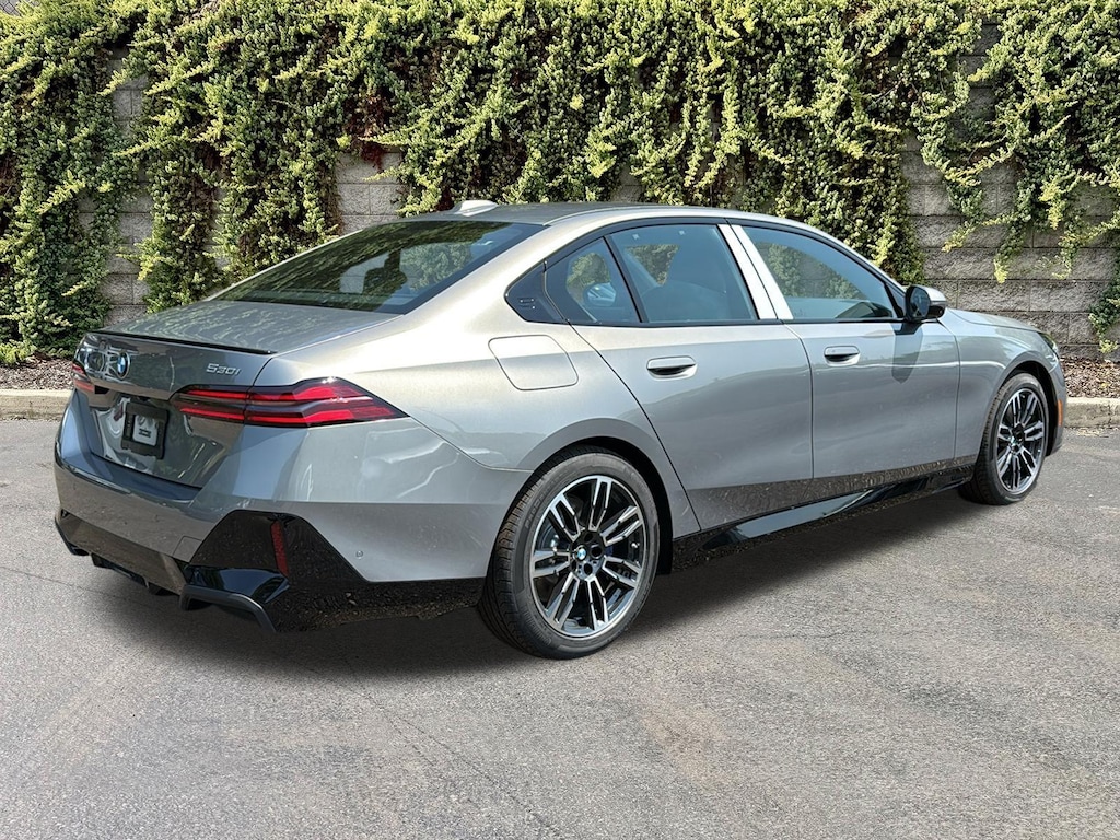 New 2027 BMW 5 Series 530i xDrive Sedan