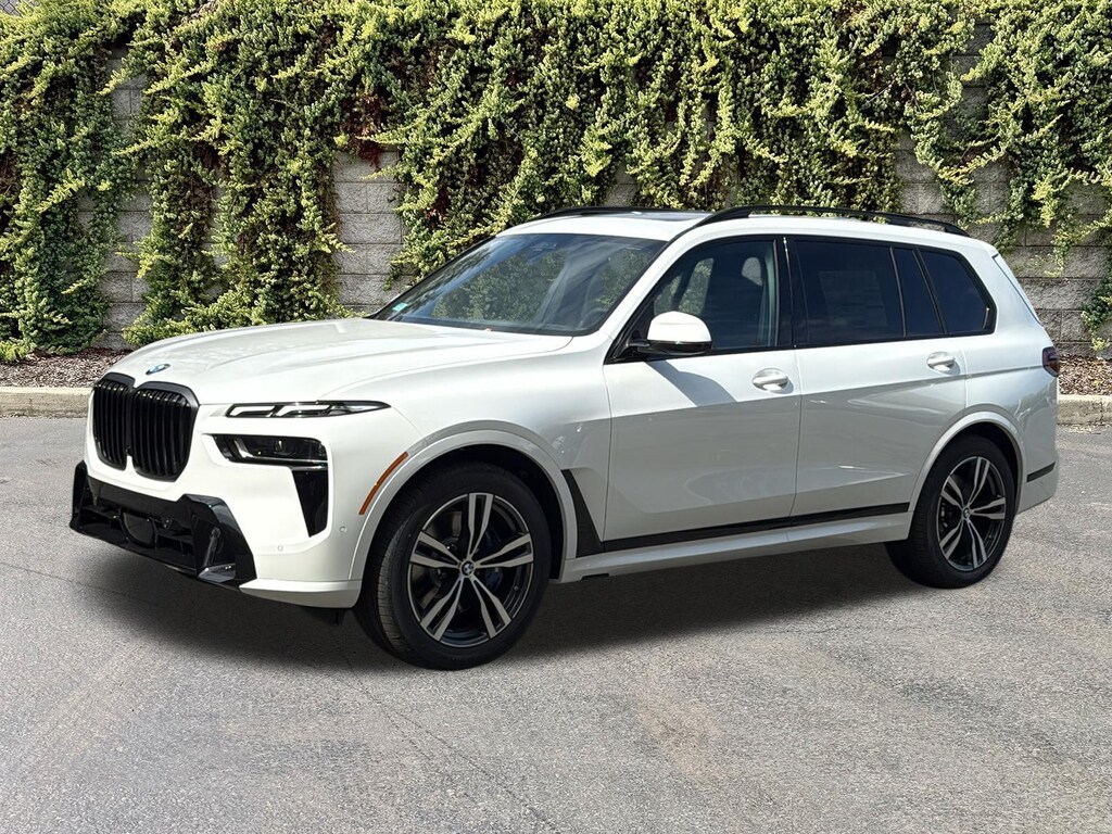 New 2027 BMW X7 xDrive40i Sports Activity Vehicle