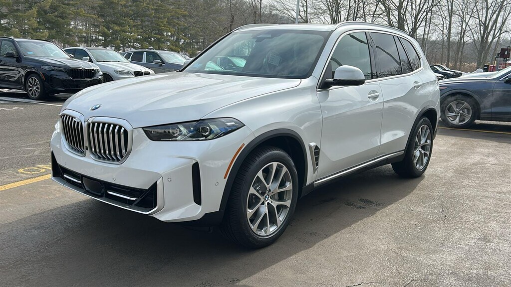 New 2026 BMW X5 xDrive40i Sports Activity Vehicle