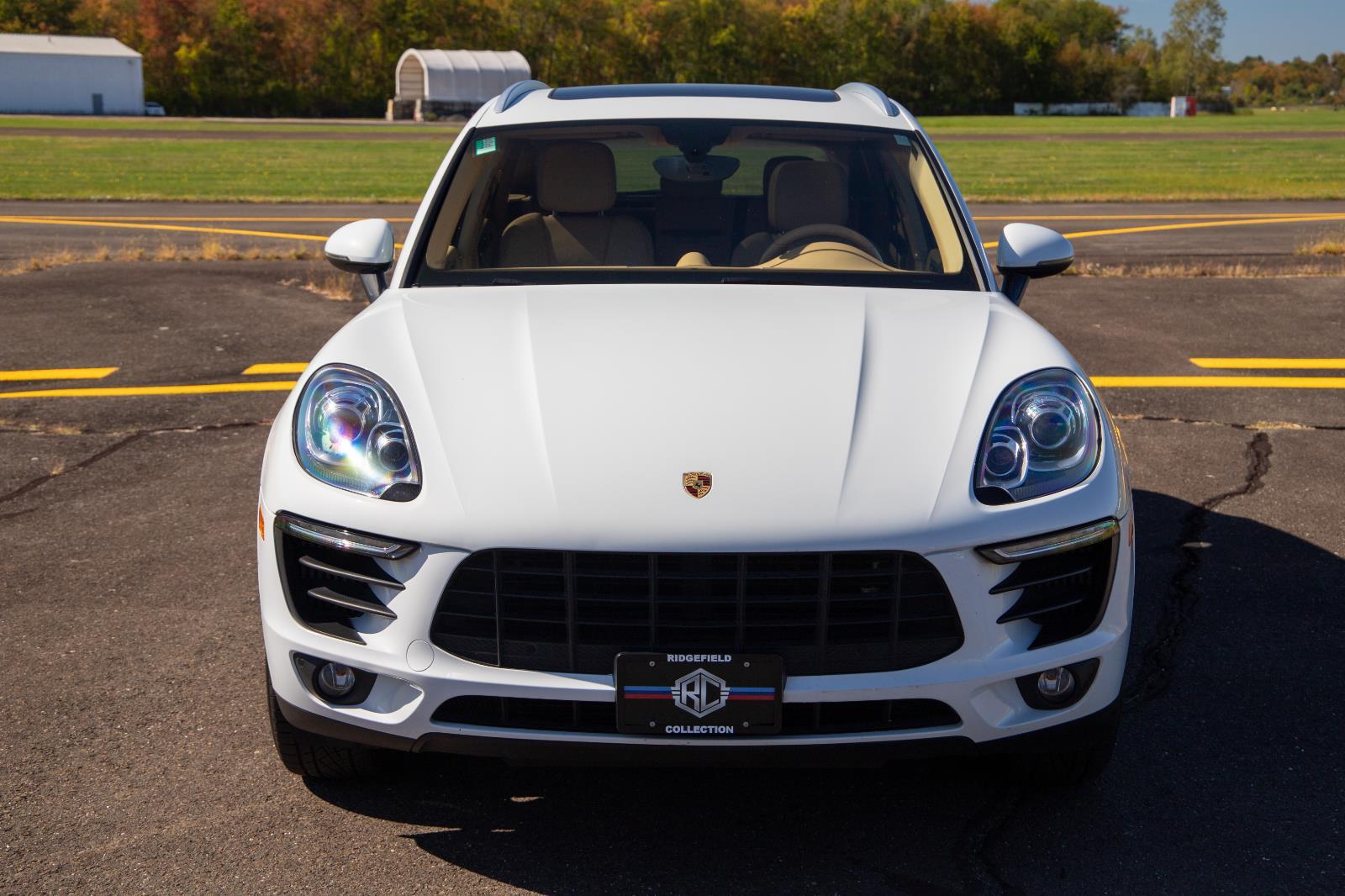 2016 Porsche Macan S photo 2