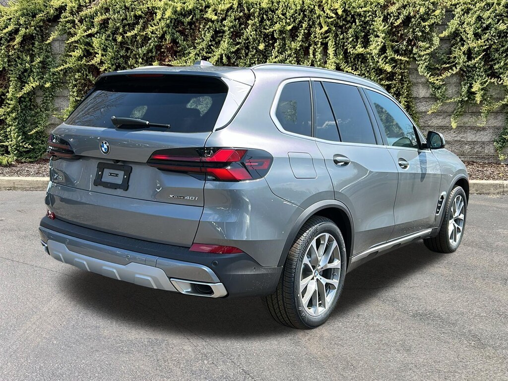 New 2026 BMW X5 xDrive40i Sports Activity Vehicle
