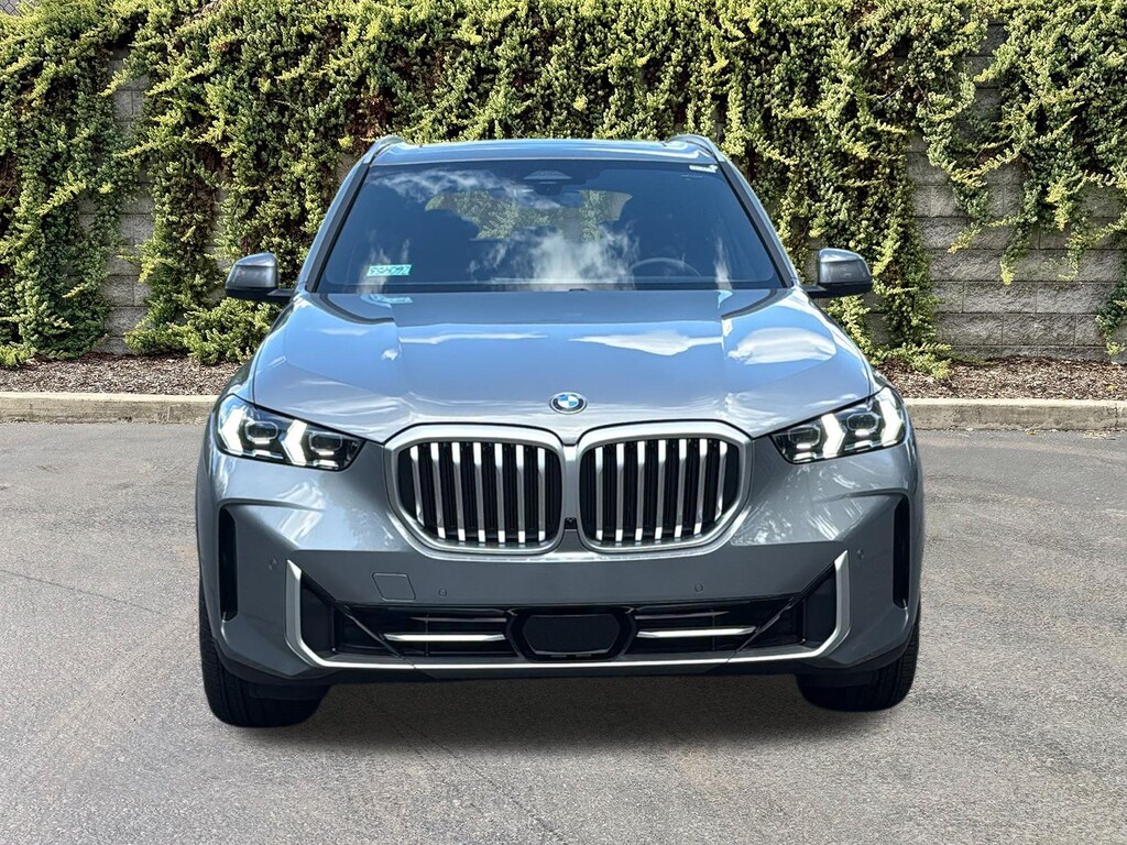 New 2026 BMW X5 xDrive40i Sports Activity Vehicle