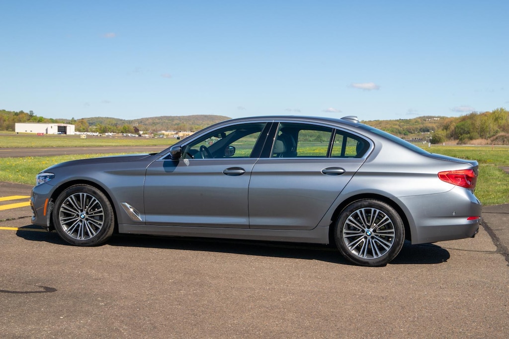 Used 2020 BMW 5 Series 530i xDrive Sedan