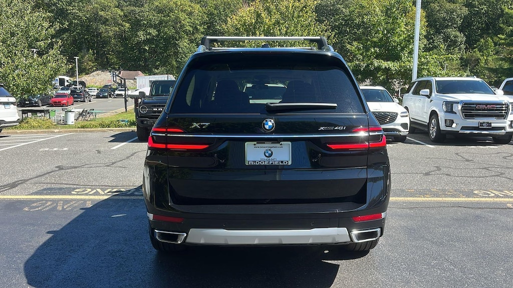 Used 2023 BMW X7 xDrive40i Sports Activity Vehicle