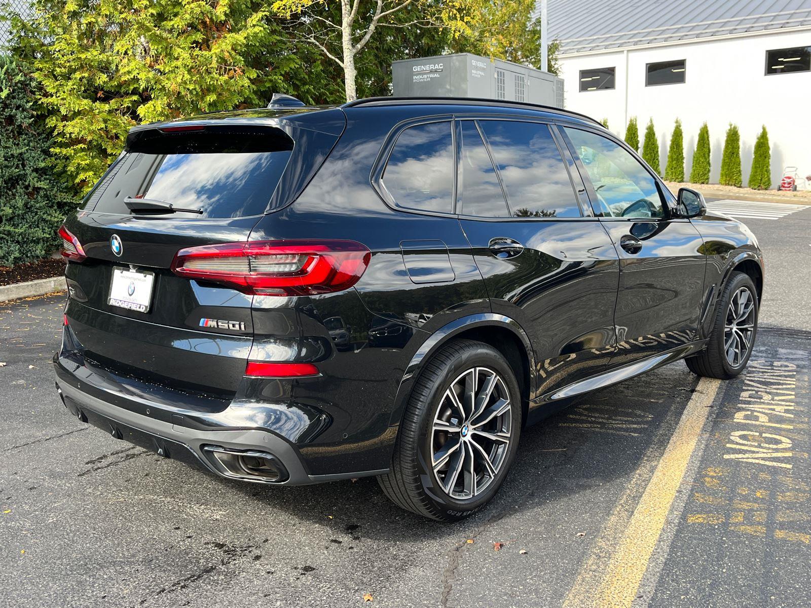 2023 Bmw X5 M50i photo 2