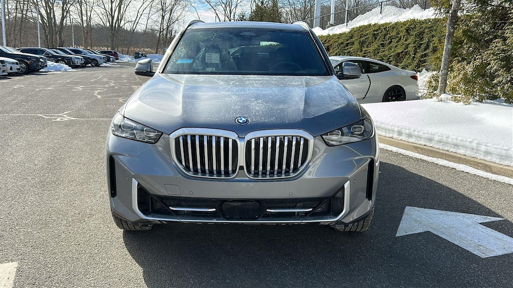 New 2026 BMW X5 xDrive50e Sports Activity Vehicle